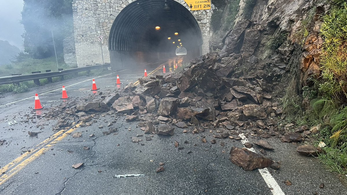 Malibu Canyon Rd is closed in both directions from Piuma to PCH due to rockslide. ETA to reopen is tomorrow, 4/15 at 3pm. @CHPWestValley @LACoPublicWorks @CityMalibu @CityofCalabasas @CityAgouraHills @cityofwlv @cityofHiddenHills @TheMalibuTimes @acornnewspaper @991KBU