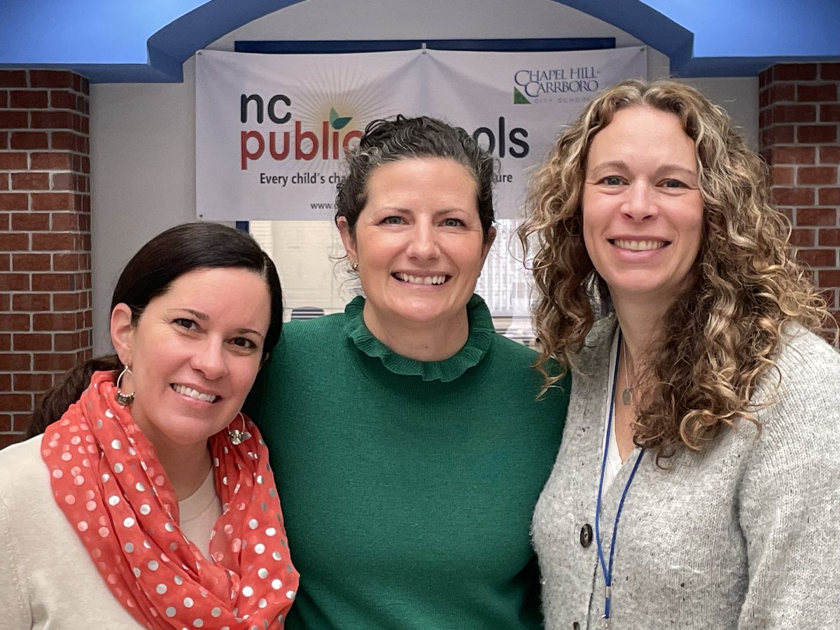 Congratulations to these incredible Geckos! 💚🦎💙
Stephanie Wittmann, Teacher of the Year
Kate Celauro, Classified Employee of the Year
Emily Avetta, SSW Staff of the Year