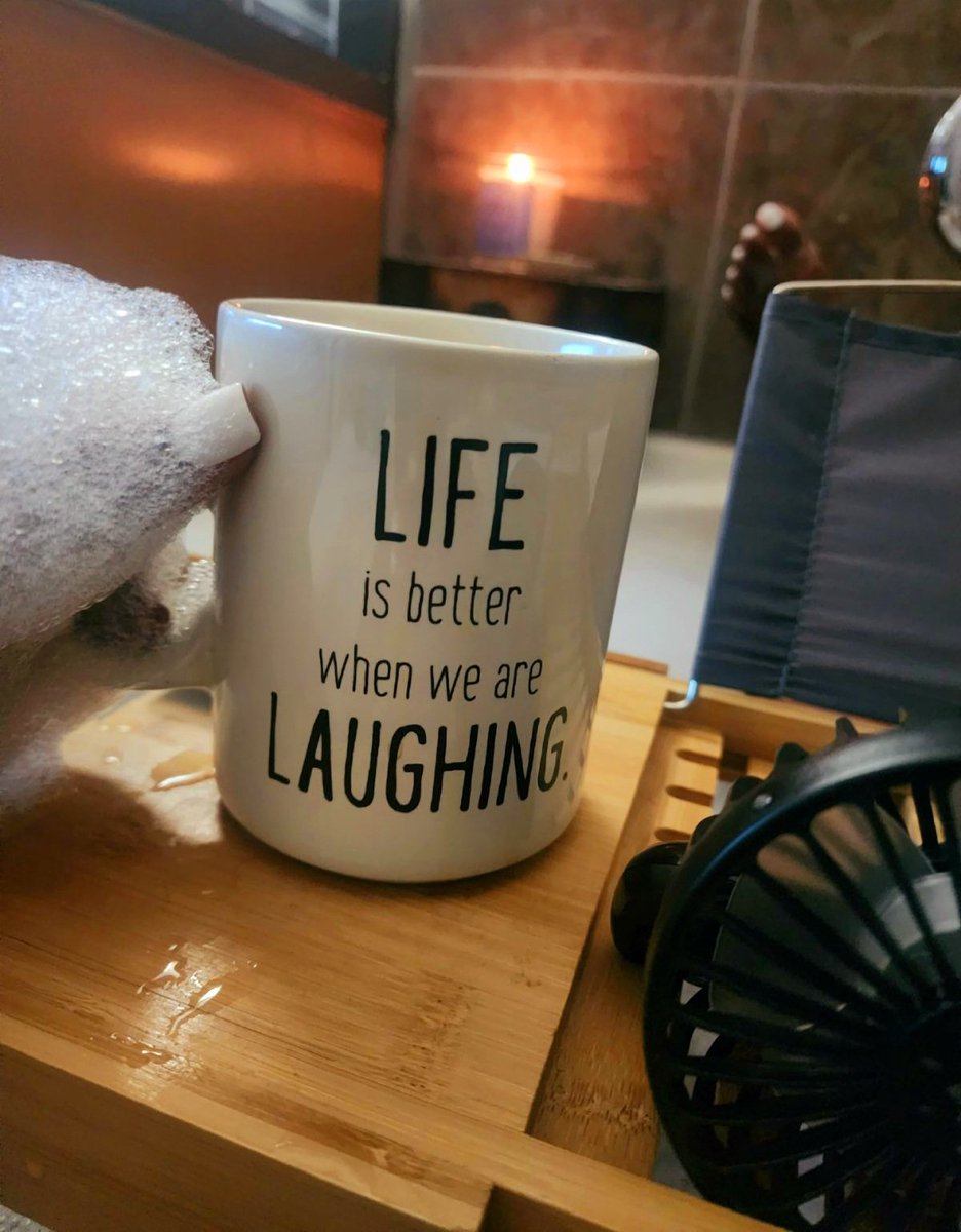#laughing and #coffee. A #greatcombination for #Sunday. #cheers 🙌🏼☕️