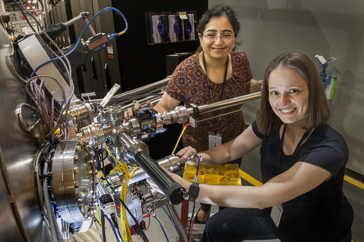 From #CFNAtBrookhaven to #NSLSII, Brookhaven is home to several facilities with advanced materials characterization instruments. These tools help scientists figure out which materials are best for building quantum devices. #WorldQuantumDay