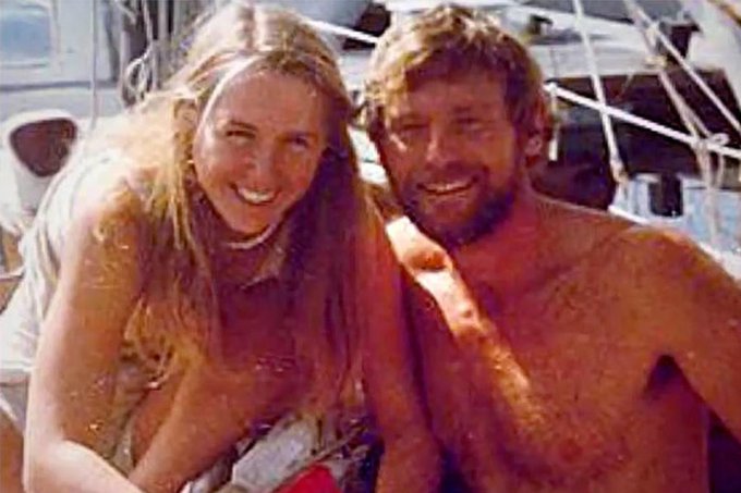 In October 1983, Tami Oldham Ashcraft and Richard Sharp, her future husband, began a lengthy 4,000-mile sailing trip from Tahiti to San Diego. 

Barely three weeks into their voyage, they faced Hurricane Raymond, a formidable category 4 storm that capsized their boat, knocking