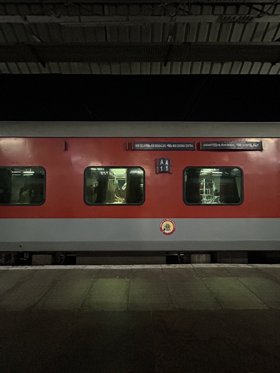 PantryCar's tweet photo. Ippo Poren! Aana Vote Poda Thirumba Varuven! ๐
#IndianRailways #7Mail https://t.co/296xaXAlkW