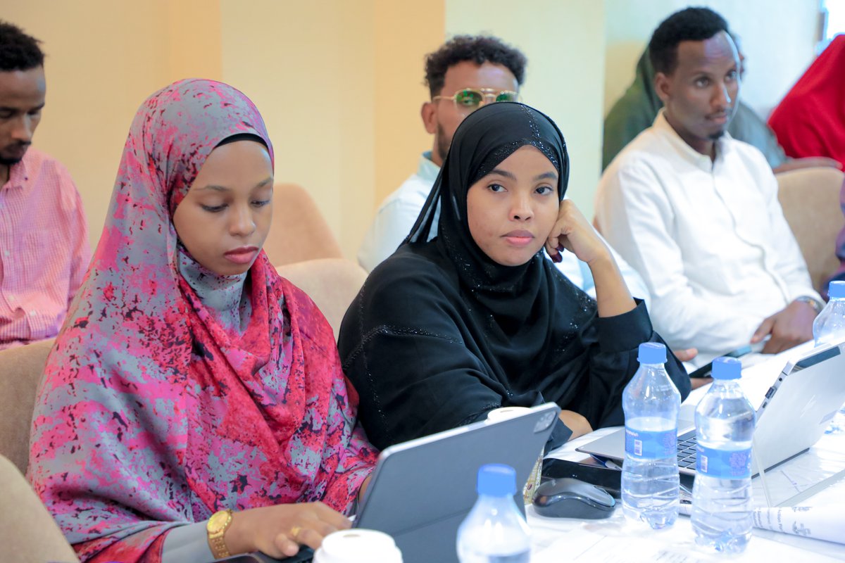 MoPIED_Somalia's tweet photo. The Minister of @MoPEDIC_GSS inaugurated the workshop, which the Deputy Minister &amp; DG @MoPEDIC_GSS attended, as well as Deputy Mayors of Dusamareeb, Adado, &amp; Galkacyo. Representatives from the UN, INGOs, Civil Society Organizations, IDPs, and host communities were also present. https://t.co/gNgkaw8Q6V