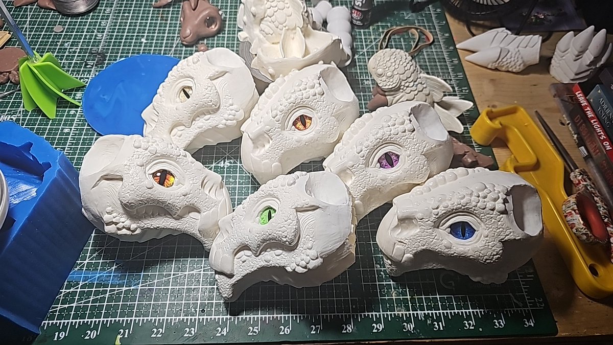 Got 6 dragon heads .... what flower color palette should I use for each? I know one will be sunflower.