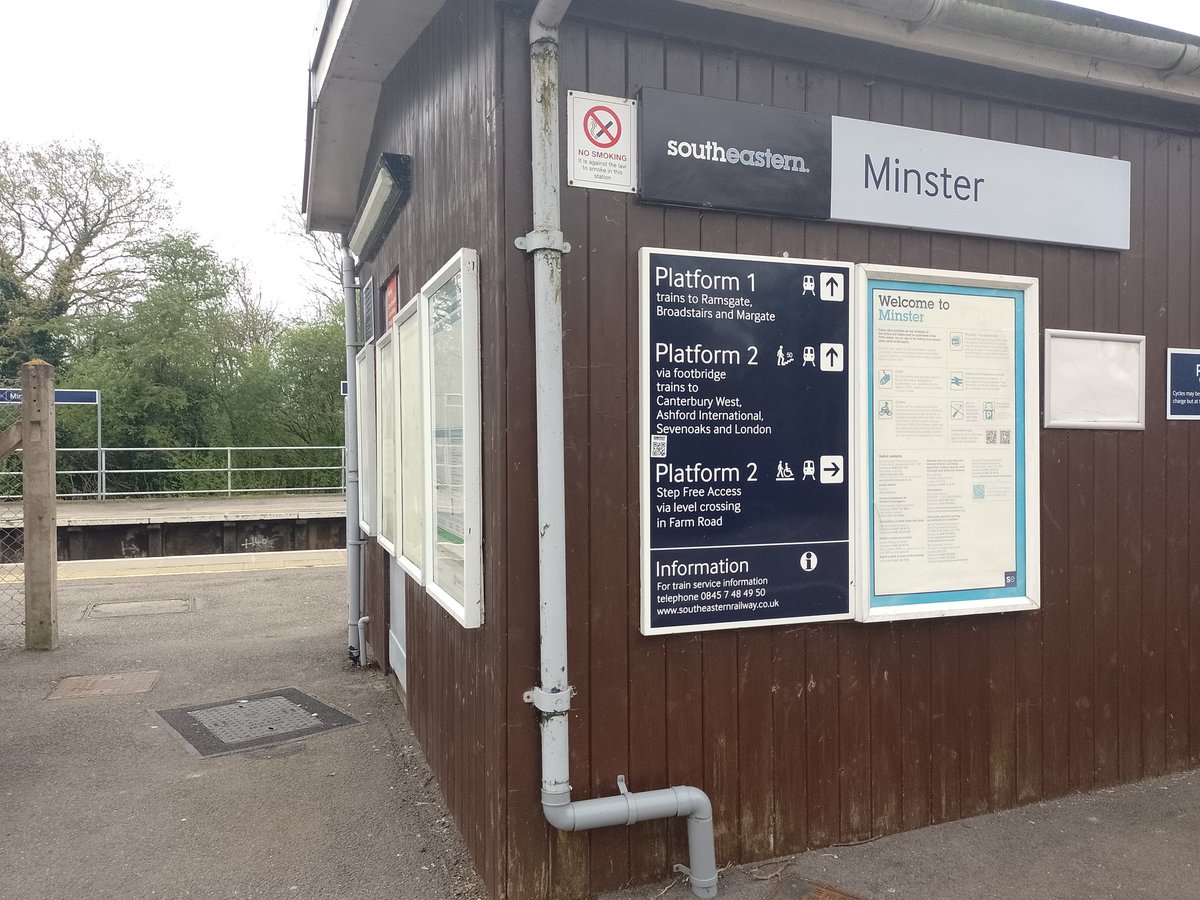 HBtrainfan375's tweet photo. Station 74/106:
Minster ✅

Probably the best station on the line for me. I find it very Peaceful, the scenery is Amazing and seeing the tracks to Sandwich always fascinates me every time I come here! https://t.co/jmPf04hxL6