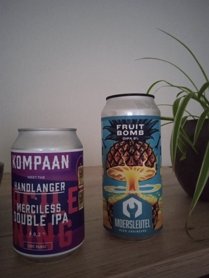 BeerSerker75's tweet image. #Kompaan 
#Handlanger 
#MercilessDoubleIPA 
#EightPointFivePercent 
#Moersleutel 
#FruitBomb 
#DIPA 
#EightPercent 
#TwoDutchies 
#BeerLover