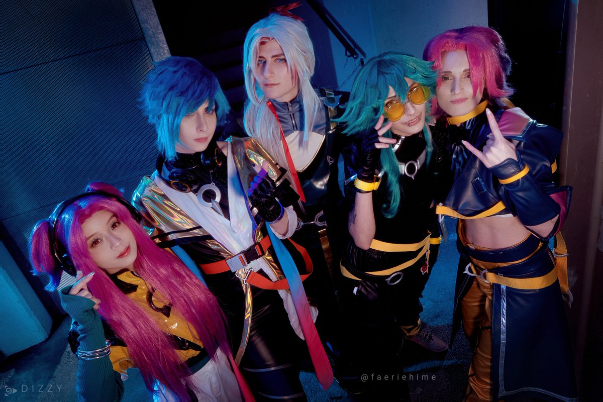 Paranoia, on the go I'm moving silent ~ . Aphelios @faeriehime Alune @xiao_yue_0 Yone @SkylarHazuki Ezreal @drunk3nbard Kayn @Mar_nies . #heartsteel #LeagueOfLegends #RIOTMUSIC