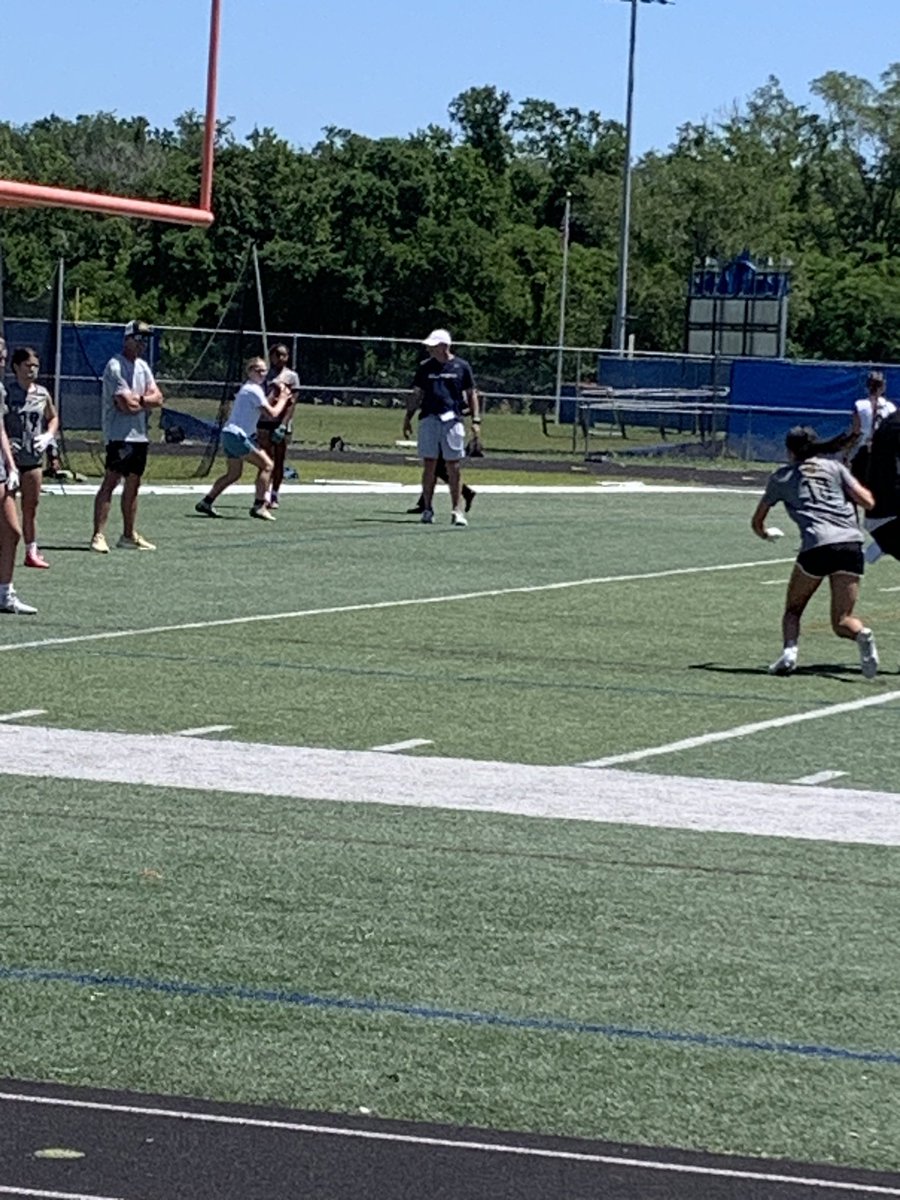 FlagLhs's tweet photo. The girls are working hard and getting better. @LHSPantherAth @Buccaneers https://t.co/OPppSojjJA