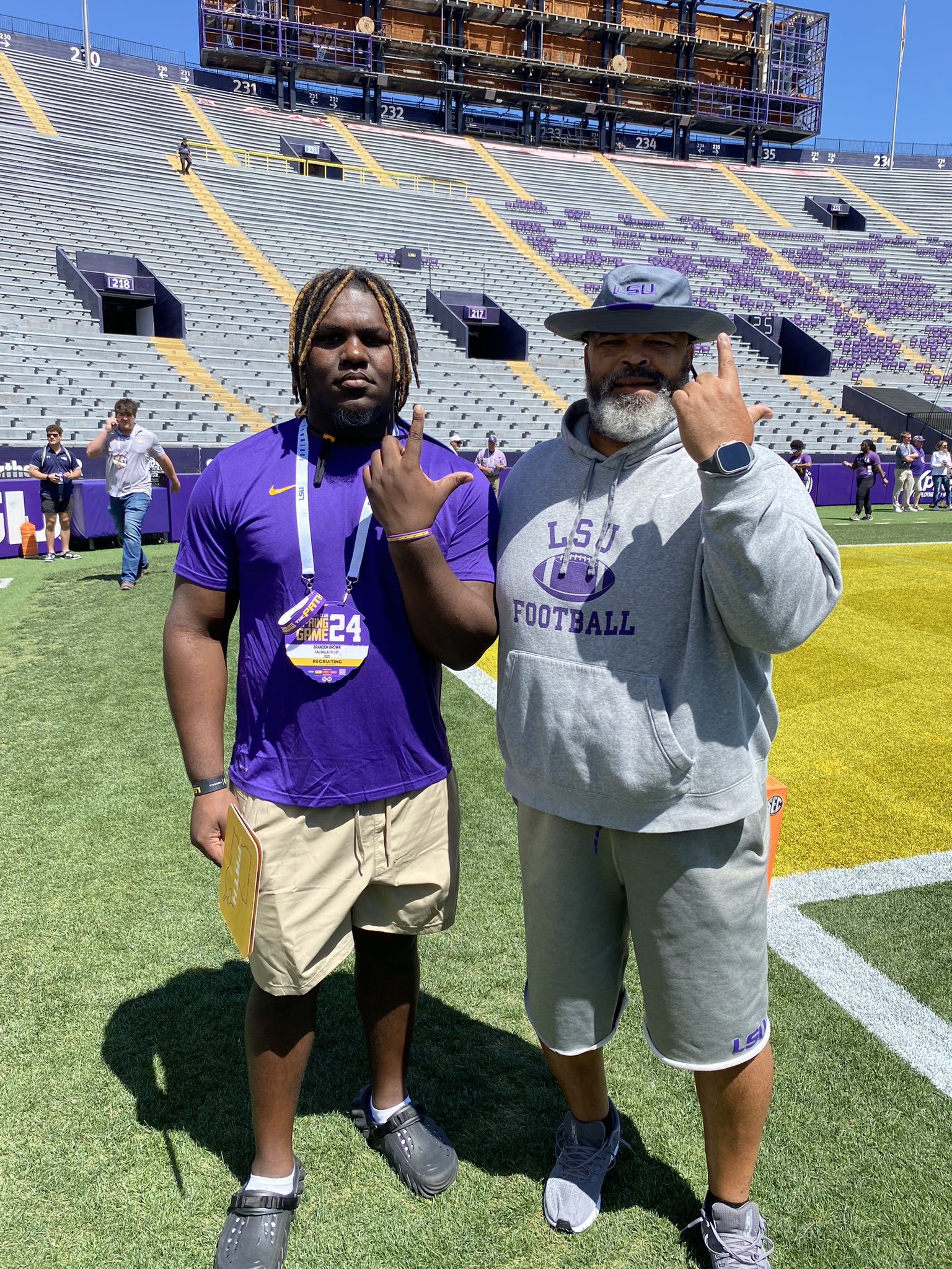 Brandon Brown 4 DT on X My time with the was perfect CoachBrianKelly CoachBoDavisLSU CoachBlakeBaker EauGallieHC MomOfBOAM321 KingSnoop BOAM EmmanuelSmall7 https t nGeKMXOWKd X
