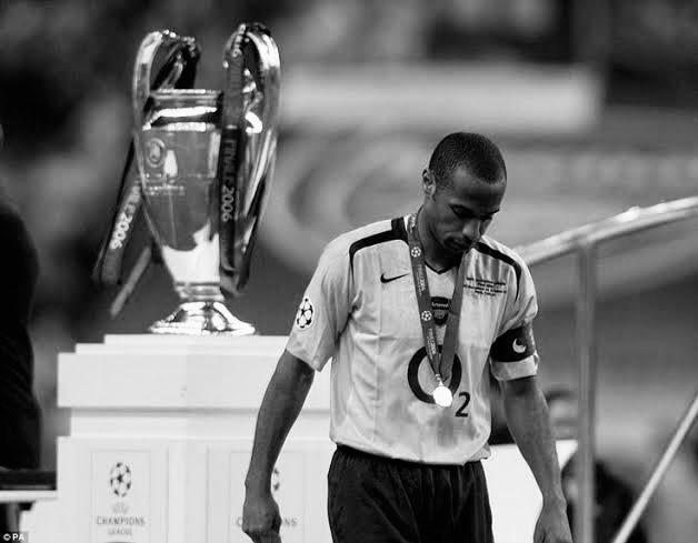 "Kok susah banget sih buat lo yakin Arsenal bakal juara? Tim lo bagus tuh musim ini, udah kalahin Liverpool &amp; City juga kan musim ini. Nunggu apa lagi?"

Selain alasan mau ngeledek pas beneran kepeleset, mending diem deh. Lo ga akan ngerti perasaan kami. This isn't the first time