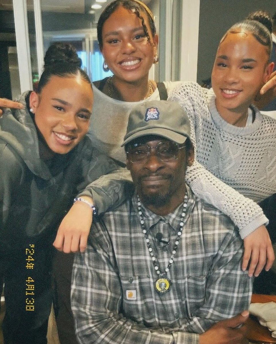 trusoulnyc's tweet image. Salute to these sisters! 

#PeteRock @PeteRock #LordsOfTheFloor