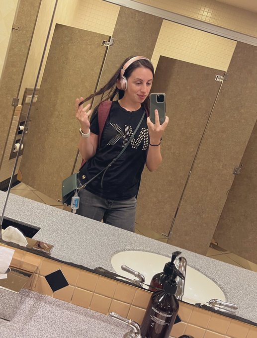 Traveling again! En route to shoot with @GoddessJasper &amp; @tinaleecomet for @thatfetishgirl 😆 😋 https://t<a class="tags" target="_blank" title="On Twitter" href="/?out=eyJ0eXAiOiJKV1QiLCJhbGciOiJIUzUxMiJ9.eyJpYXQiOjE3Mjk0NzAxNTksImlzcyI6InR3cG9ybnN0YXJzLmNvbSIsIm5iZiI6MTcyOTQ3MDE1OSwiZXhwIjoxNzYxMDA2MTU5LCJyZWRpcmVjdF91cmwiOiJodHRwczovL3R3aXR0ZXIuY29tL0dvZGRlc3NKYXNwZXIifQ.nl-H1MqmxVd5cN5KalLvQKfCJMNpYOSB8DjNgCw-qy1yopcxm7nYj3rxy1A7gZdRr9OfVpxn4I4OMzfek-WNow">@GoddessJasper</a>