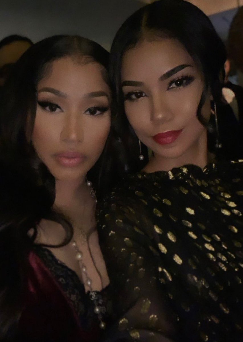 nicki minaj & jhene aiko 📸