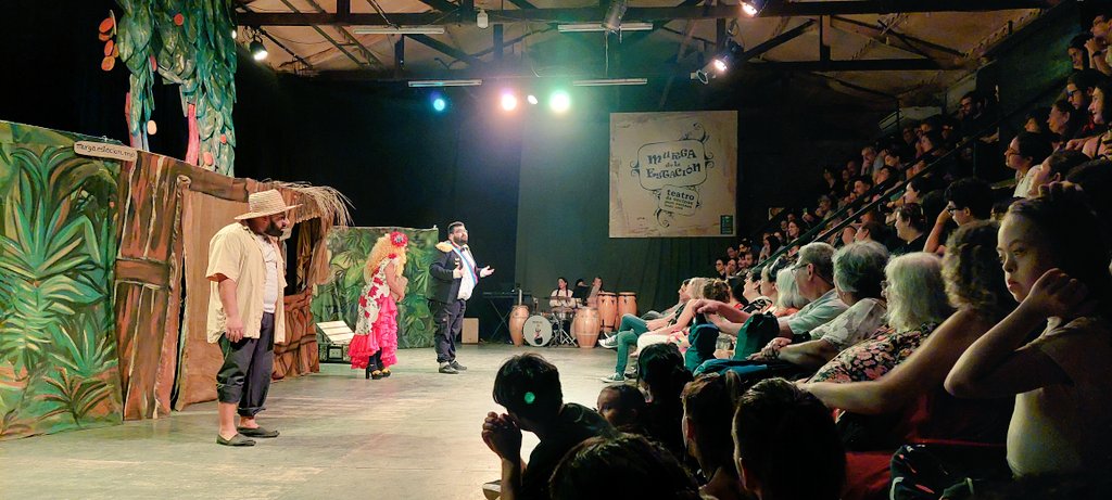 ¡Gracias por la esperanza Grupo de Teatro Comunitario Murga de la Estación! 👏 Gracias por los colores en medio de las tinieblas. Gracias por hacernos sentir parte y en comunión. 🔥 Felices 25 años al arte de vecinos hecho por vecinos. 🥁 Por muchos años más.