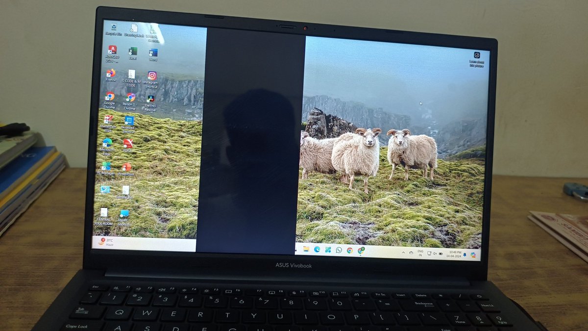 DeberaMunda's tweet image. Hey @ASUSIndia ,@ASUS I purchased my Vivobook 15 on 25th March 2023, and I'm experiencing display issues - the screen is black and blinking. Can you please help me with a solution or free repair service? Thanks! #ASUS #Vivobook #DisplayIssue