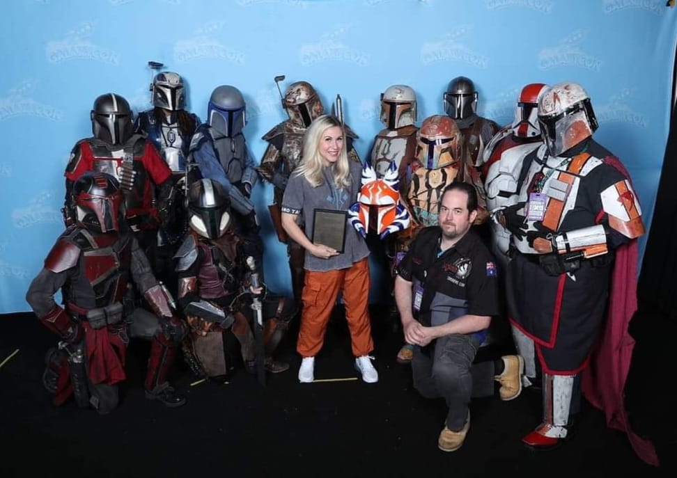 “We are no Jedi” Talon Clan meeting Ashley Eckstein (Voice Actor for Ahsoka Tano) Join the Mando Mercs today! Start your Mandalorian journey by going to mandalorianmercs.org/educate/ mandalorianmercs.org/talon/ #MMCC #MandoMercs #FamilyIsMoreThanBlood #YouAreNotAlone #thisisourway