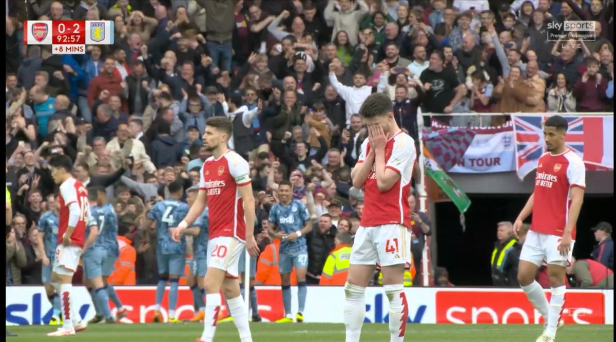 CharlieJeff_5's tweet photo. Welcome to title races against Manchester City. You’ll get used to it @Arsenal https://t.co/s3Otl80gcE