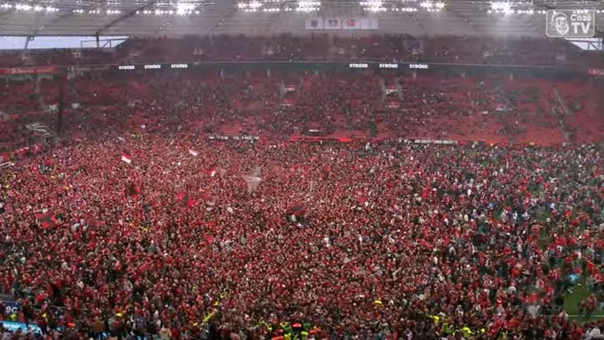 38° rodada brasileirão 
 Gol Luiz Adriano 
Vitória 3x2 Flamengo 
Leão na libertadores 
Barradão :