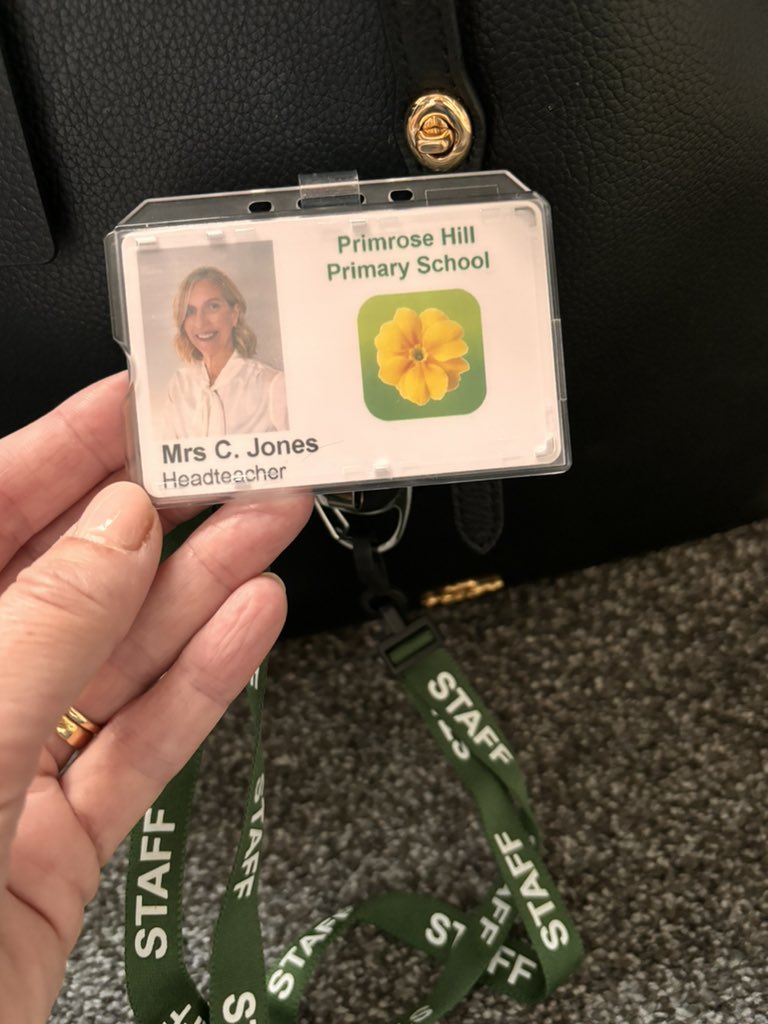 Bag packed ✔️ New lanyard ready ✔️ Excited to start a new chapter tomorrow and a new headship ✔️ So looking forward for day 1 with the children, staff, parents and community and getting to know everyone 💚💛 #Firs100Days
