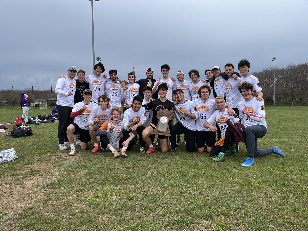 clockworkultima's tweet image. Clockwork takes first place at sectionals. Regionals here we come 😈😈