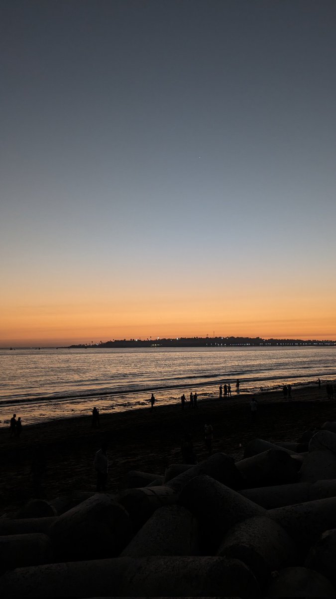 vimalsatelier's tweet image. Sunsets in Mumbai 🤌🏻✨
#TeamPixel