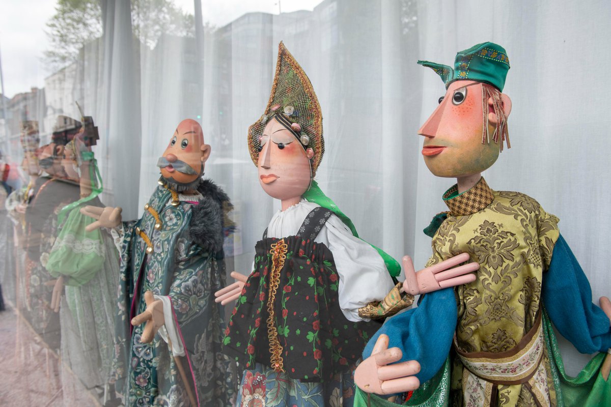 There's still another week of events as part of this year's festival. nottinghampuppetfestival.co.uk/whats-on/ And, if you're in town and heading past @CityArtsNotts - checkout the National Puppetry Archive exhibit in their Window Gallery! These are really beautiful...