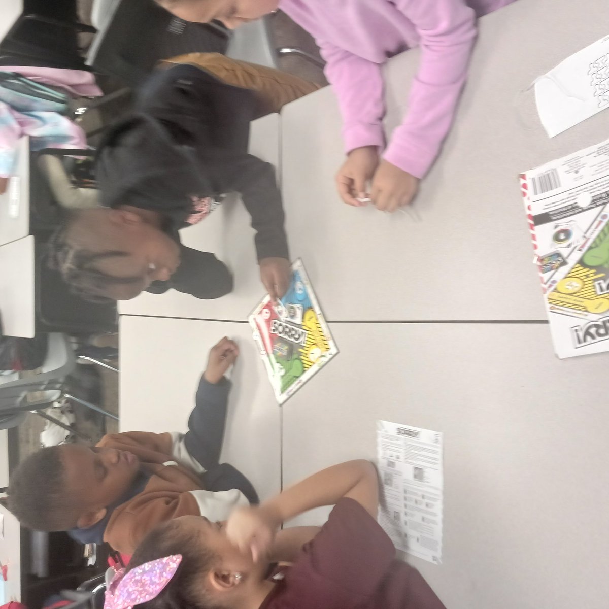 Lisa Warren tweet media