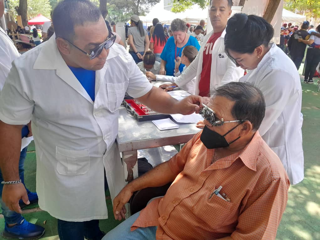 Misión Médica Estado Zulia (@cubacooperazul) on Twitter photo #21AniversarioBarrioAdentro
#CubaCoopera
#CubaPorLaVida
<a href="/cubacooperaven/">Misión Médica Cubana en Venezuela</a>
<a href="/cubacooperaZul/">Misión Médica Estado Zulia</a>
<a href="/MINSAPCuba/">Ministerio de Salud Pública de Cuba</a>
<a href="/japortalmiranda/">José Angel Portal Miranda</a> #21AniversarioBarrioAdentro
#CubaCoopera
#CubaPorLaVida
<a href="/cubacooperaven/">Misión Médica Cubana en Venezuela</a>
<a href="/cubacooperaZul/">Misión Médica Estado Zulia</a>
<a href="/MINSAPCuba/">Ministerio de Salud Pública de Cuba</a>
<a href="/japortalmiranda/">José Angel Portal Miranda</a>