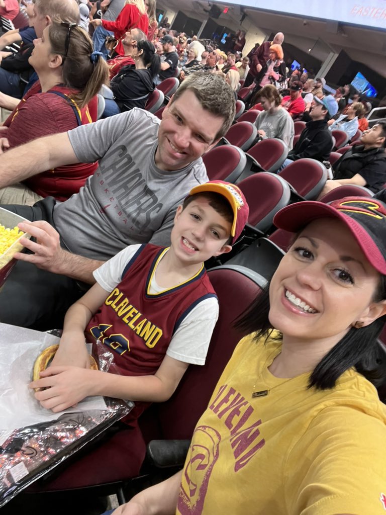 Blake’s first <a href="/cavs/">Cleveland Cavaliers</a> game! #letemknow