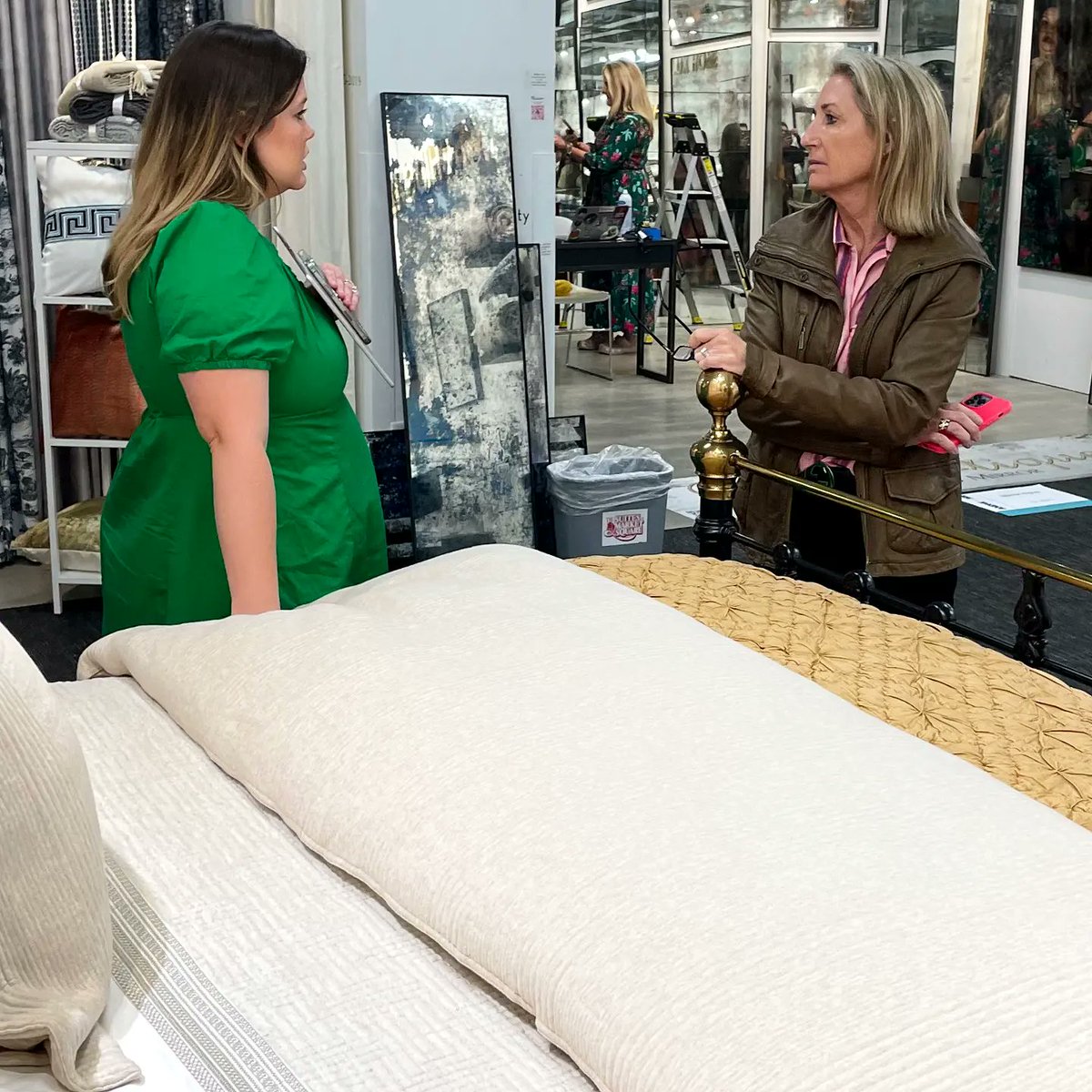 Orchids Lux Home (@orchidsluxhome) on Twitter photo Lush and luxurious! Our new furniture and bedding collections are ready to welcome you into a world of cozy at the <a href="/HPMarketNews/">High Point Market</a> <a href="/ANDMOREhpmkt/">ANDMORE® at High Point Market</a>.
🗓️ Apr 11-Apr 17, 2024
📍 Suites at Market Square G1019
..
#OrchidsLuxHome #Hpmkt #DesignOnHpmkt Lush and luxurious! Our new furniture and bedding collections are ready to welcome you into a world of cozy at the <a href="/HPMarketNews/">High Point Market</a> <a href="/ANDMOREhpmkt/">ANDMORE® at High Point Market</a>.
🗓️ Apr 11-Apr 17, 2024
📍 Suites at Market Square G1019
..
#OrchidsLuxHome #Hpmkt #DesignOnHpmkt