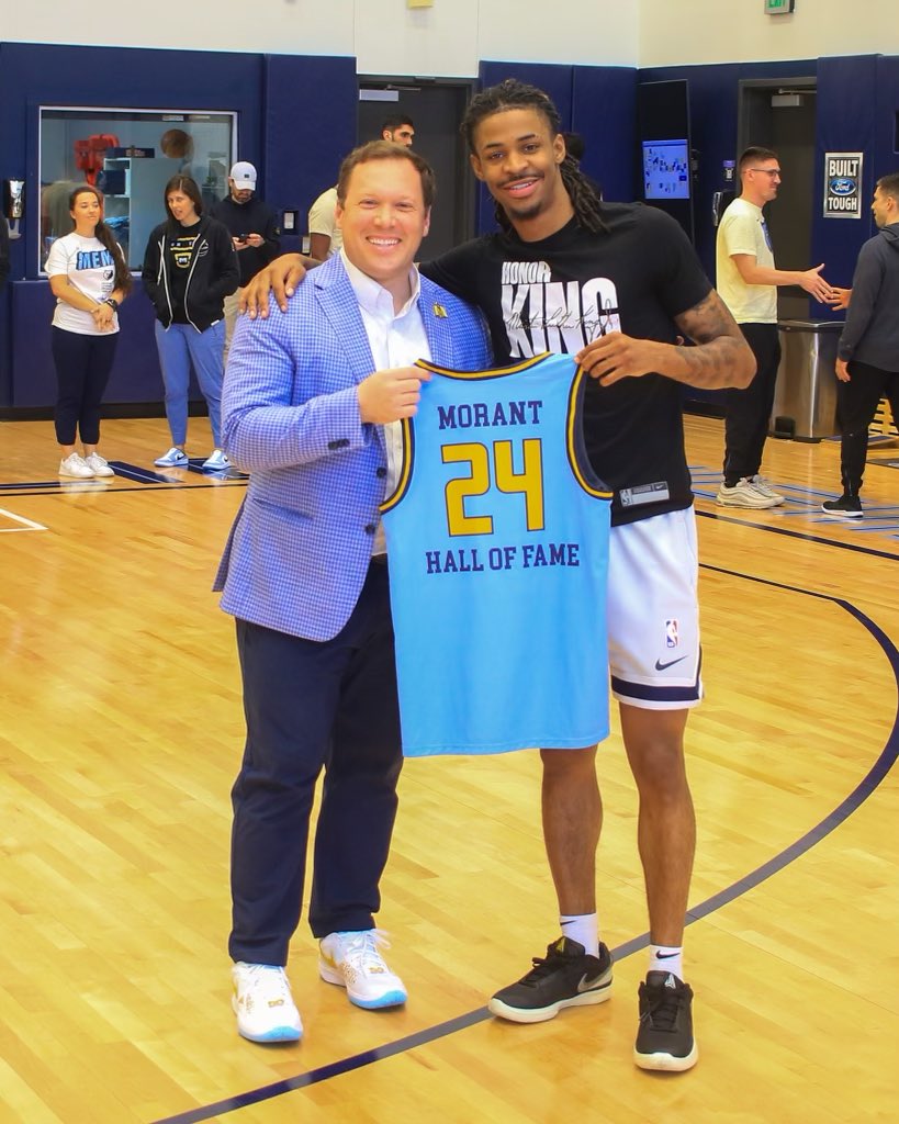 NicoYantko's tweet photo. 👏 Congratulations @JaMorant on his induction into the @MSURacers HOF!!

A huge thank you to the entire @memgrizz organization and many others who made yesterday so special — including @winta_d, Coach Jenkins, Phil Morant, and @diego_garcia23! #GoRacers! https://t.co/TFtK3yseg3