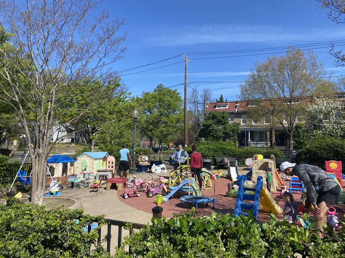 Thanks to today’s 40+ Community Clean-Up volunteers, hosted by ANC 4C + Petworth Blooms, for picking up trash, planting flowers, weeding, + discarding broken playground equipment. I personally trimmed the thorny bushes of the Grant Circle Playground and it made a huge difference!