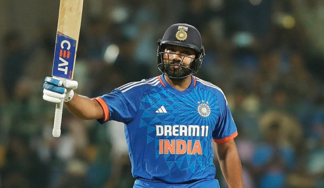asmemesss's tweet photo. Rohit Sharma in 2024.
T20I century in January 
Test century in February 
Test century in March
IPL century in April.

4 months 4 centuries.
Rohit Sharma is ruling world cricket at the age of 37. https://t.co/TrI9qjKw5K