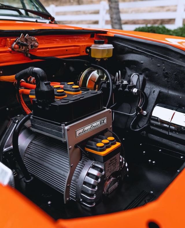 FthePump1's tweet image. #EVFEST2024 Best EV Conversion Winner this 1982 Fiat GT EV Conversion with @Tesla Motor!