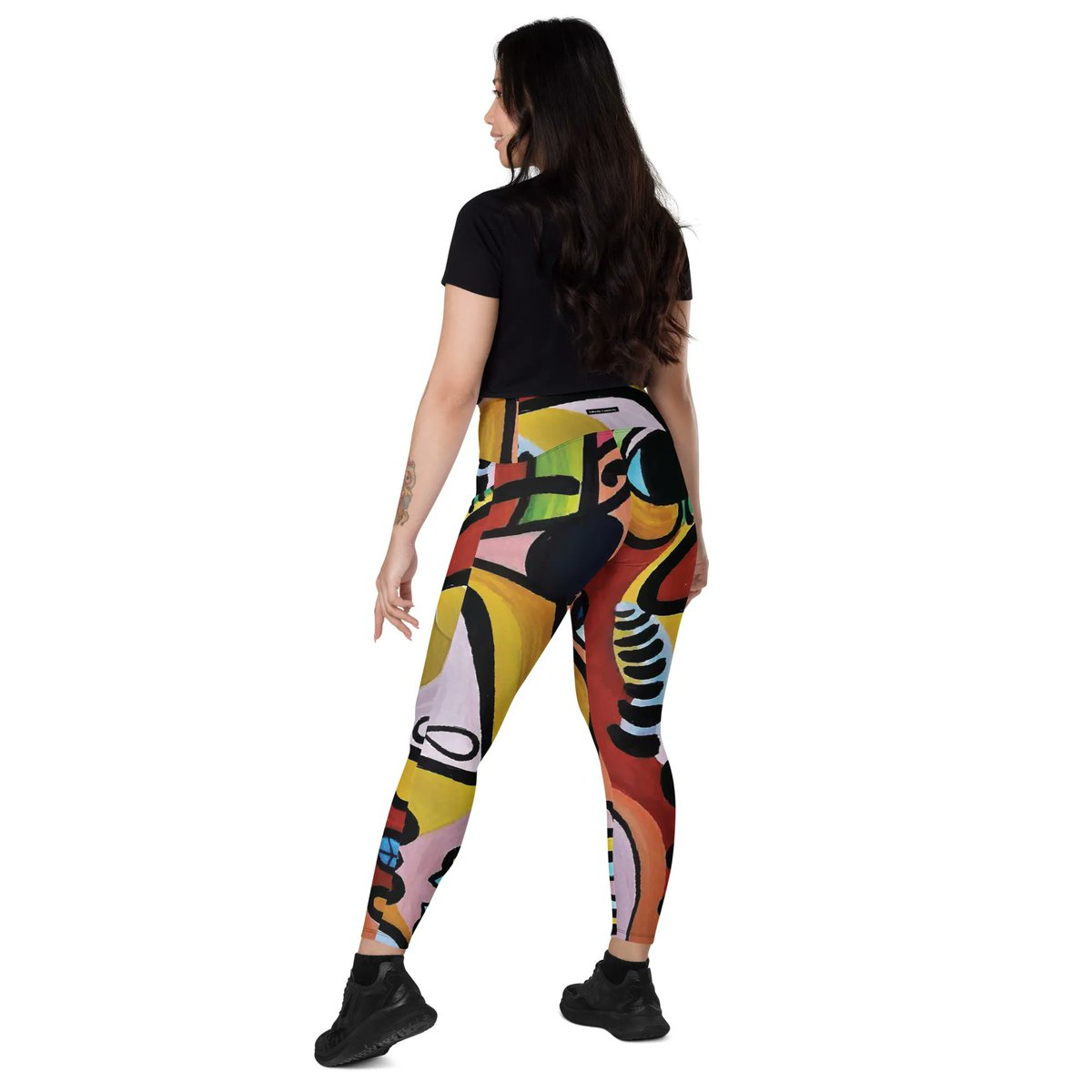 How to Choose the Right Color of Leggings? edwinvonholy.com/2024/04/14/how…