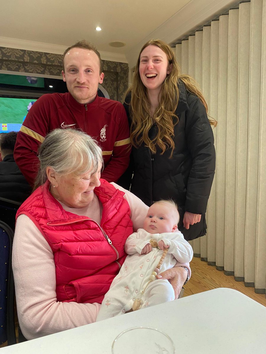 Lovely photo taken post-match yesterday as Margaret Reid met Lottie Cornet - thanks to @Jeanne11968253 for the camera work, and to proud parents @Dalecornet & @Lindsaydrynan for bringing Lottie along!