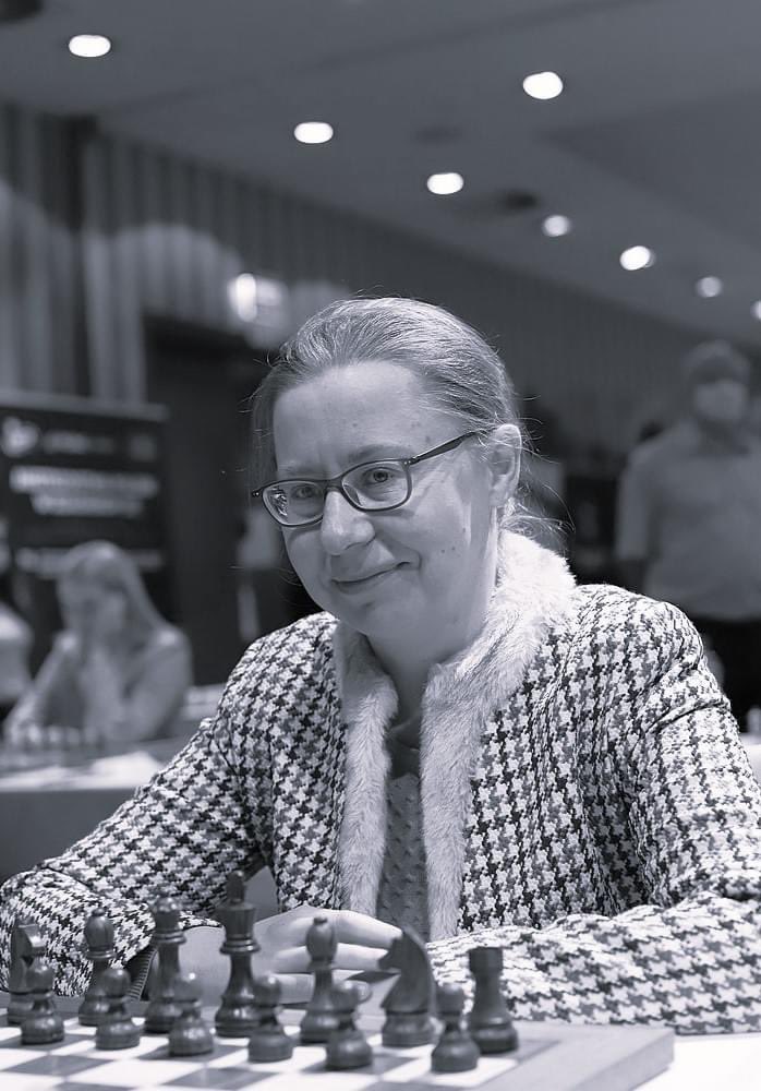 European Chess Union is deeply saddened to hear about the loss of Joanna Dworakowska. IM/WGM Joanna Dworakowska was a three-time Polish Women's Chess Champion and a member of the women's national team that won the bronze medal in the 2002 Chess Olympiad at Bled, the gold medal