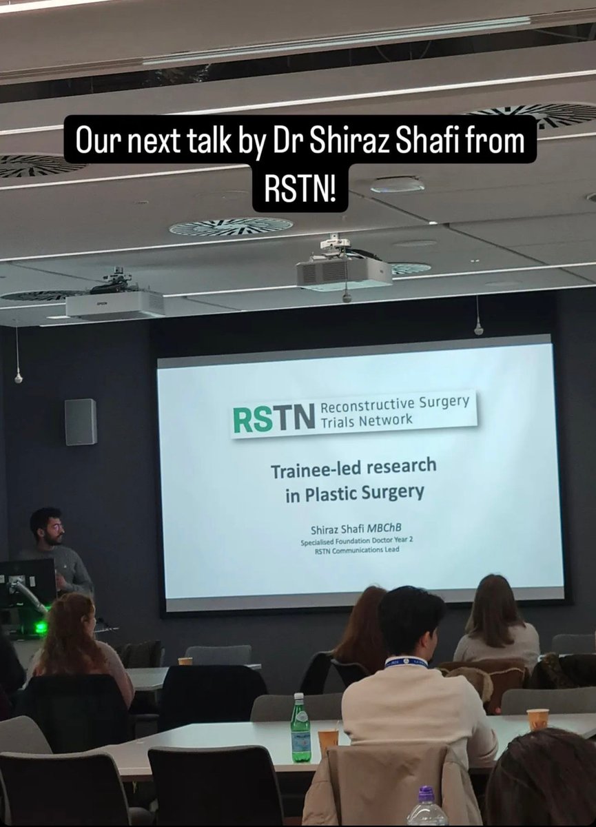 🧑‍🏫Nice to see @ShirazQShafi speaking about the advancements of Trainee Led Research in Plastic Surgery at the @UofGlasgow Plastic Surgery Society Conference!

🏄Have you signed up for HAWAII ACP yet? 
⏳There is still time to sign up!
🔗forms.gle/mXpppM7nUDBCDE

#handsurgery