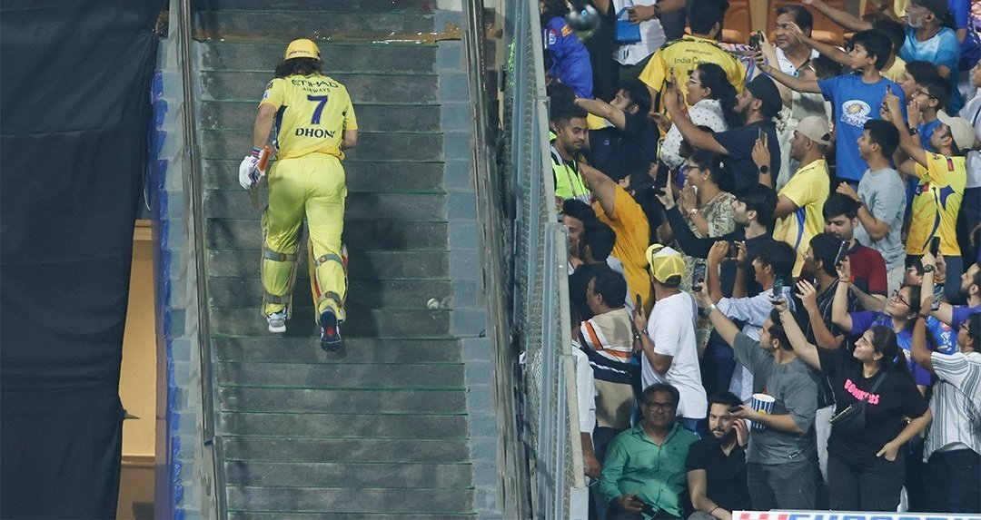 He came in with CSK 186/4 and 4 balls left, went on to score 20* (4) and CSK won by 20 runs in the end He's still winning matches at age 43 💛🐐 Greatest finisher