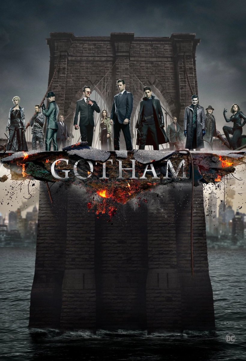 Batman_GothamBW's tweet photo. Ahora hablar de una serie que, a pesar de no contar con Batman, nos muestra como se va formando Bruce tras la muerte de sus padres y, con él, varios villanos y aliados de Batman. Aquí va un hilo cargado de curiosidades sobre la serie “Gotham”. Espero que os guste.

🦇🦇🦇🦇🦇🦇🦇 https://t.co/FDfuYboEEQ