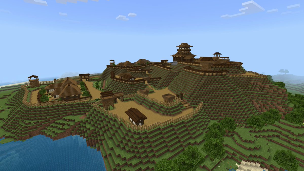 Tokeda71's tweet photo. The mountain castle is finished, it was fun to build. https://t.co/Lt0UpGRWHF