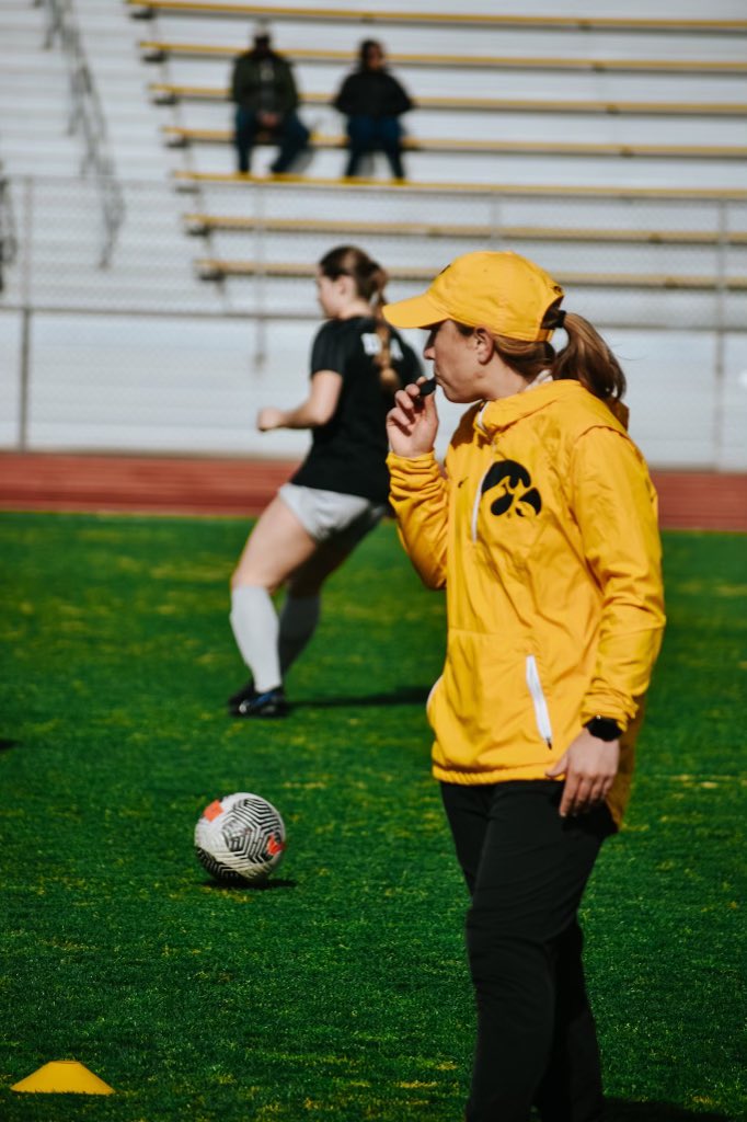 Happy Birthday, Coach @katelynlongino 👏 Thank you for all you do! #Hawkeyes