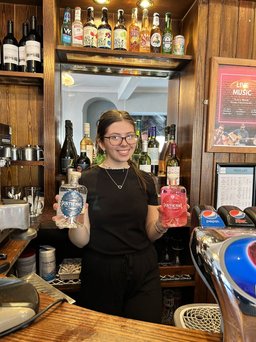 Another NEW stockist! Now stocked at the Rock Inn - Bar & Grill, Porthcawl. 🍸🌊 Looking forward to working with Rob and his team. A fantastic venue with great food & entertainment! Message us if you are interested in stocking our artisan gins! #TheRockInn #Stockist