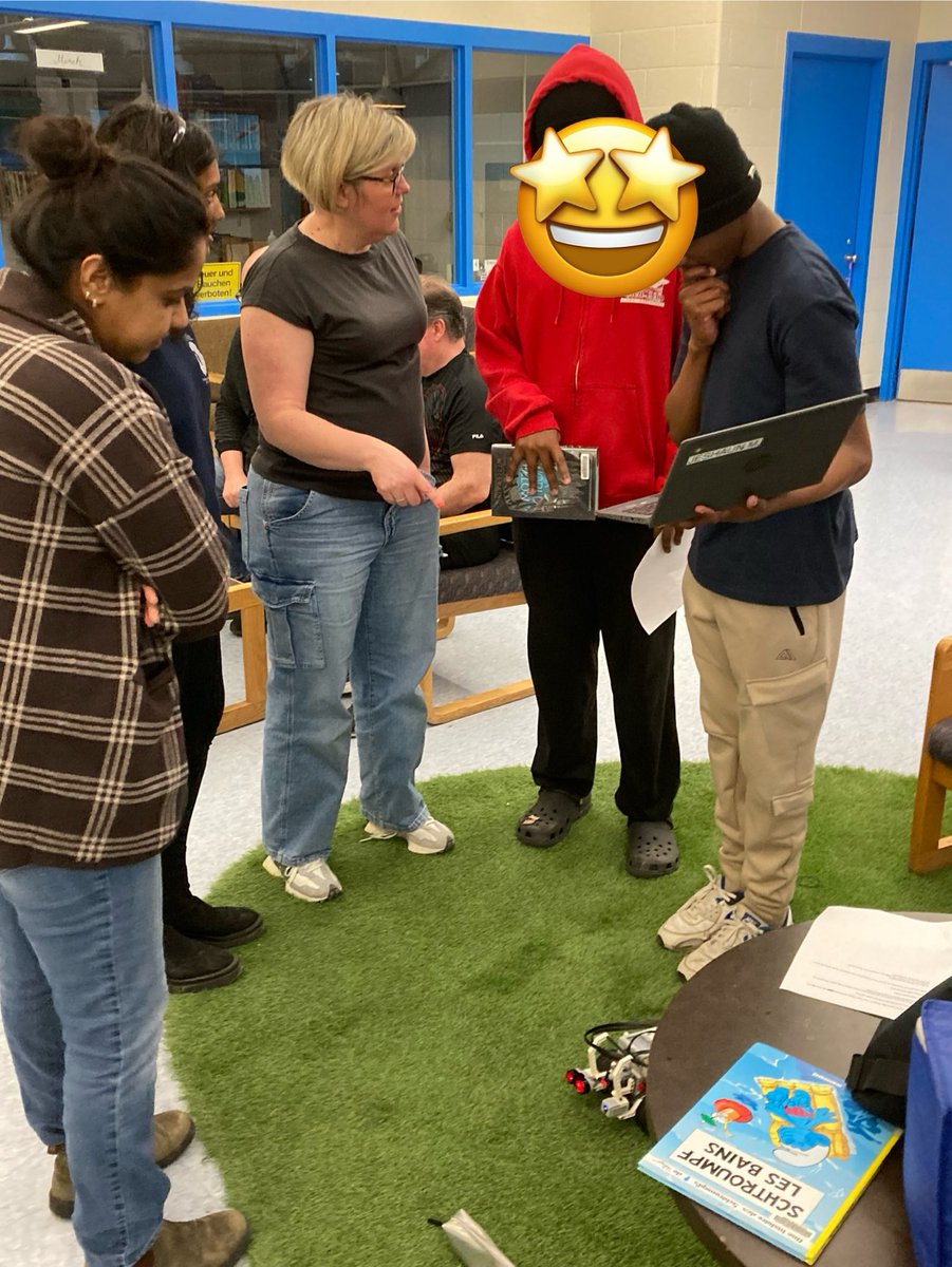 Jessica Naves Gladman (she/her) (@jnavesgladman) on Twitter photo Building capacity in STEM and coding in partnership with Logics Academy in LN 14 and 18. We witnessed leadership, creativity and innovation from our K to 4 educators. <a href="/LizBHolder/">Liz Holder</a> <a href="/mrbaker_class/">Mr. Baker</a> <a href="/LOGICSAcademy/">LOGICS Academy</a> <a href="/LC3_TDSB/">TDSB LC3</a> <a href="/mgala19/">Monday Gala, PhD</a> Building capacity in STEM and coding in partnership with Logics Academy in LN 14 and 18. We witnessed leadership, creativity and innovation from our K to 4 educators. <a href="/LizBHolder/">Liz Holder</a> <a href="/mrbaker_class/">Mr. Baker</a> <a href="/LOGICSAcademy/">LOGICS Academy</a> <a href="/LC3_TDSB/">TDSB LC3</a> <a href="/mgala19/">Monday Gala, PhD</a>