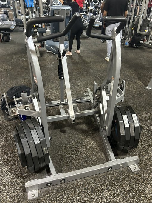 Love crushing back day like Michelle Obama https://t.co/Bzvj9JMjgX