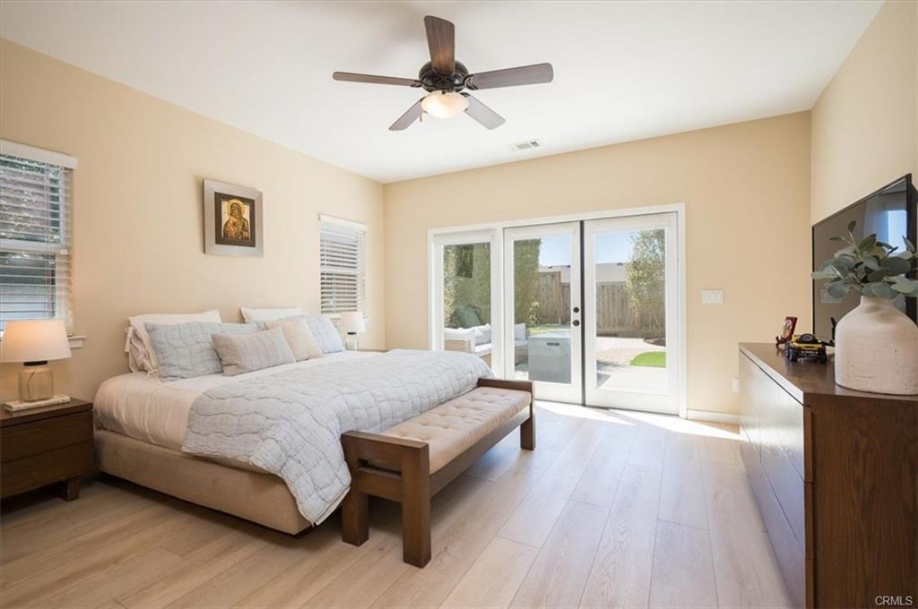 Justin4writing's tweet photo. Modern charm meets Village lifestyle! 😍 Fall in love with this move-in ready Arroyo Grande home - open layout, chef's kitchen, private garden &amp; more! Plus, walk to shops &amp; dining. 🏡🛍️☕️ #AGliving #homeforsale https://t.co/R85CfnKZ0O https://t.co/AygWcR8VPD