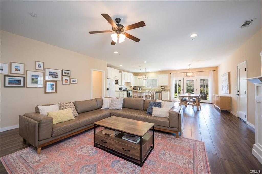 Justin4writing's tweet photo. Modern charm meets Village lifestyle! 😍 Fall in love with this move-in ready Arroyo Grande home - open layout, chef's kitchen, private garden &amp; more! Plus, walk to shops &amp; dining. 🏡🛍️☕️ #AGliving #homeforsale https://t.co/R85CfnKZ0O https://t.co/AygWcR8VPD
