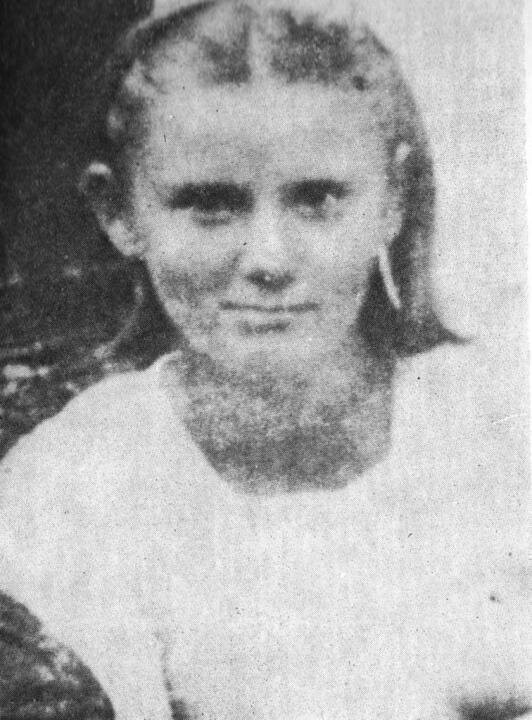 piratafm1's tweet photo. Lepa Svetozara Radic é uma #partidária iugoslava que lutou durante a Segunda Guerra Mundial contra os #nazistas.
nasceu em 1925; ela tinha 15 anos na época da invasão da Iugoslávia pela #Alemanha nazista. 1941, quatro membros de sua família juntaram-se aos #guerrilheiros. https://t.co/ofA9MkDp3K