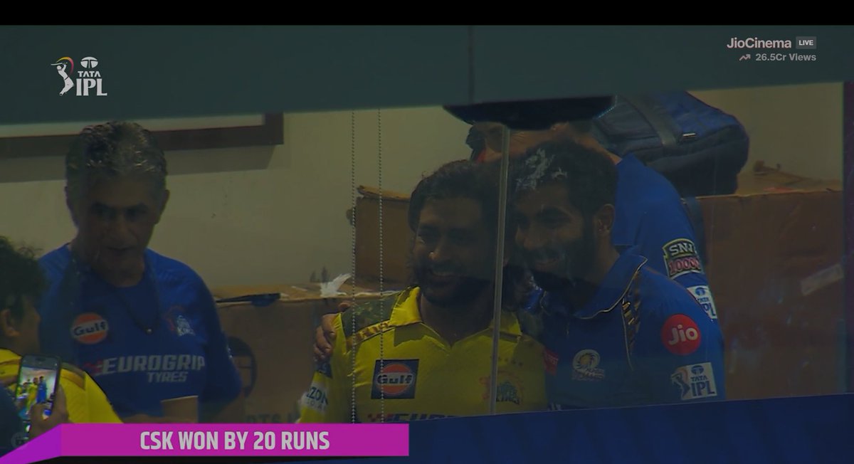 Bumrah taking a picture with MS Dhoni. - Thala is an emotion. ❤️
