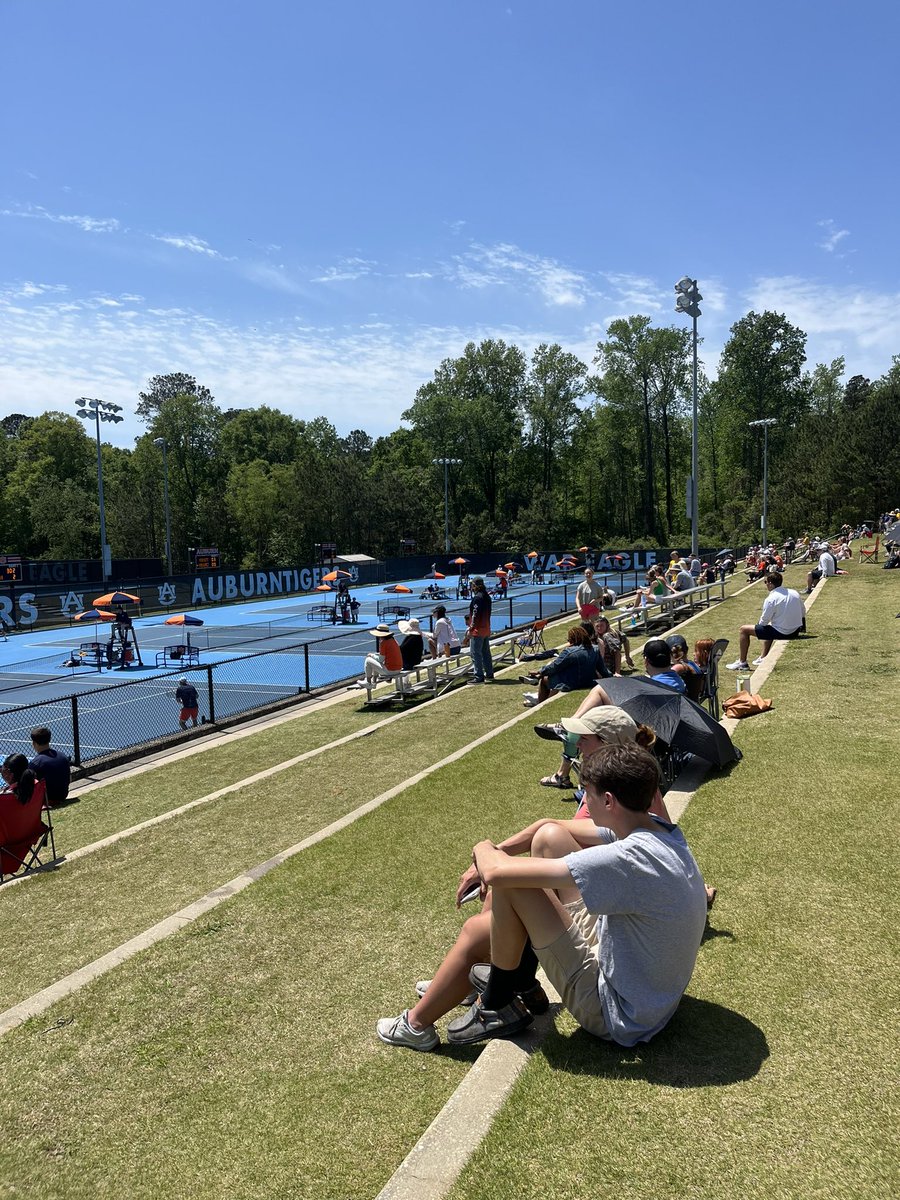 Nice day, nice crowd at Yarbrough - singles just underway #WarEagle